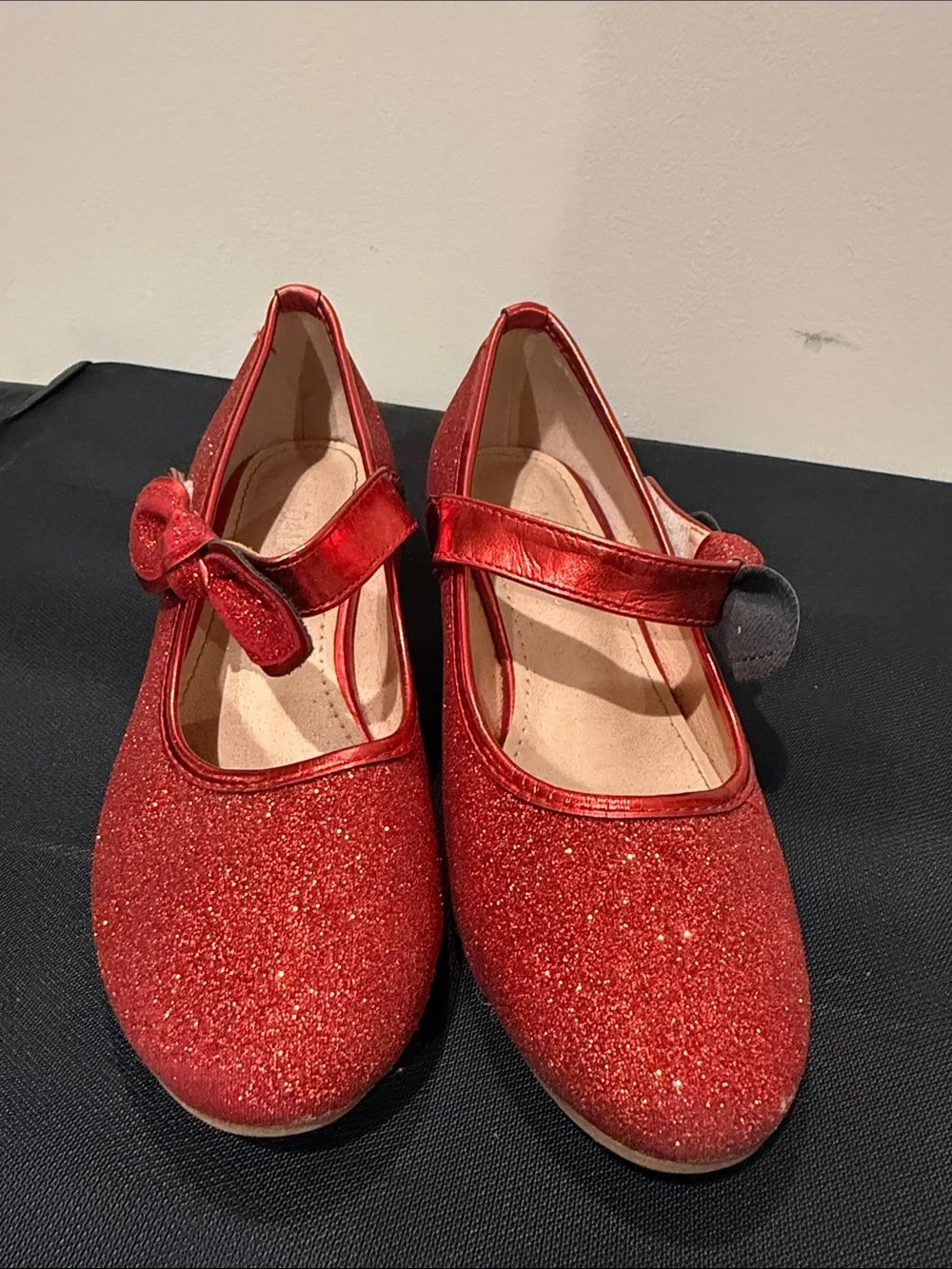Red Glitter Mary Jane Flats with Bow Size 3 girls